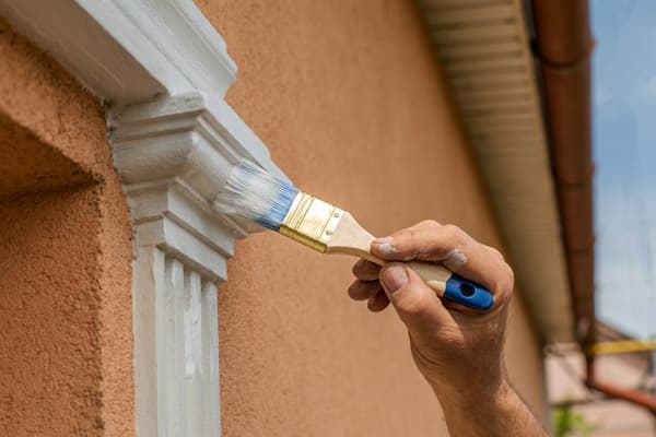 Pintar fachada en Narón